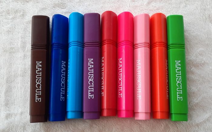 Lot feutres et crayons