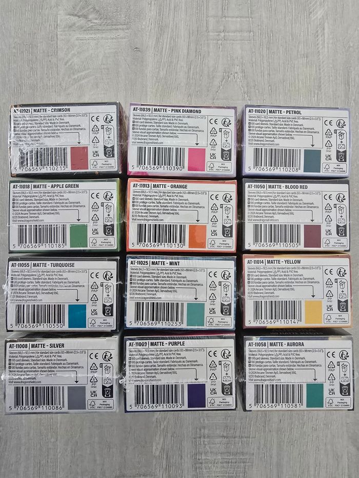 Lot de 12 Paquets de 100 sleeves Dragon Shield Matte - photo numéro 2