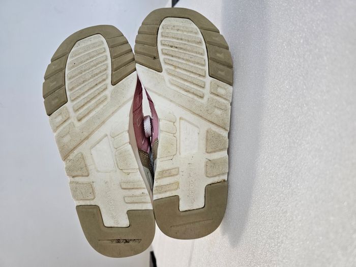 👟 Baskets New Balance roses - photo numéro 9