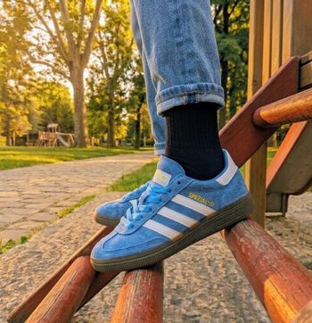 Adidas spezial taille 30 très bon état 