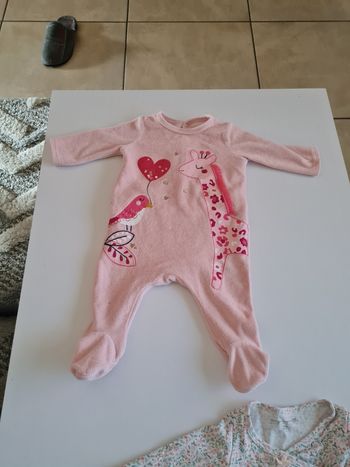 Lot grenouillère  et body