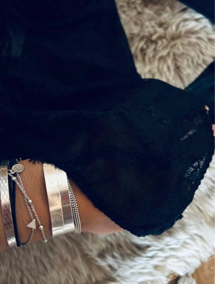 Sublime body dentelle charme push up Victoria’s secret - photo numéro 7