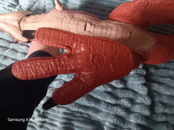 Carnotaure super colossal jurassic world - photo numéro 4