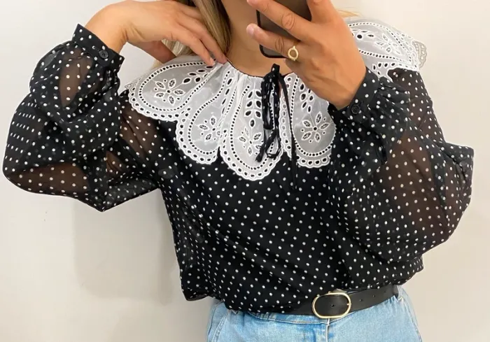 Blouse Claudie Pierlot  Avec Col Claudine Taille 36-38 - photo numéro 2