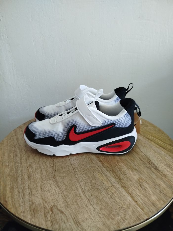 Baskets Nike T 35 - photo numéro 4