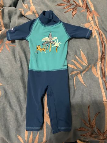 Combinaison anti UV / maillot de bain combinaison 12 mois nabaiji
