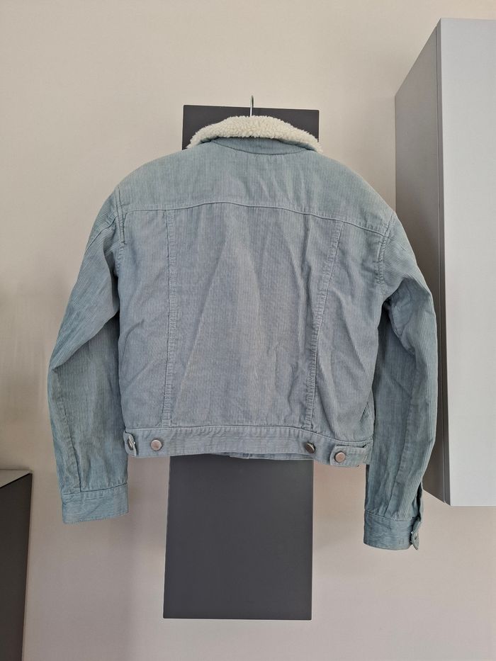 Veste en velours Asos en très bon état - photo numéro 4