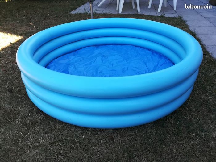 Piscine gonflable "Intex" - photo numéro 4