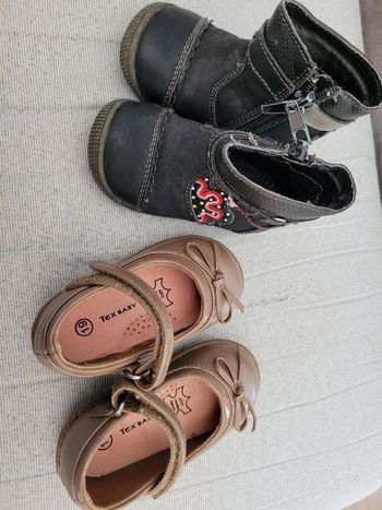 Lot de chaussures T19