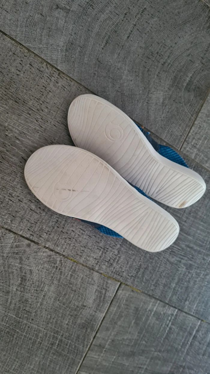 Chaussures légère plage 33 - photo numéro 2