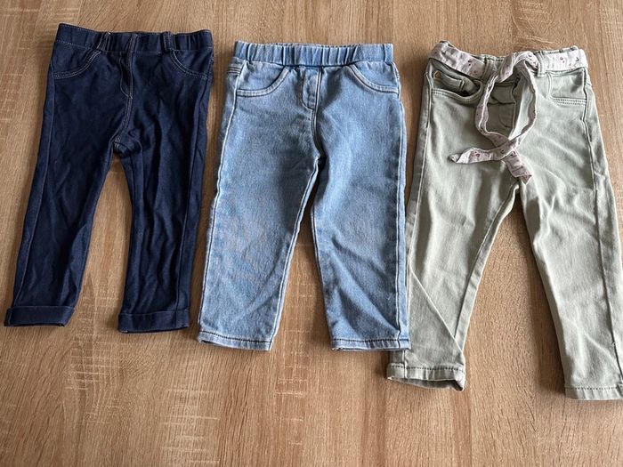 Lot de 3 jeans 18mois