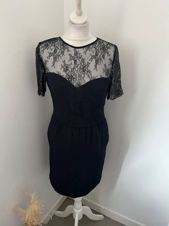 Robe chic marine et dentelle The Kooples S