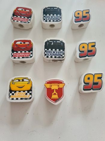 Lot de gomme cars