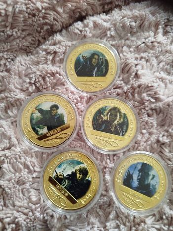Lot de 5 pièces collector harry Potter dorées