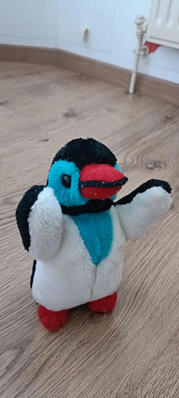 Peluche pingouin / manchot