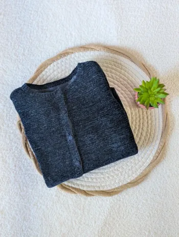 💙 Gilet bleu marine Okaïdi – 8 ans
