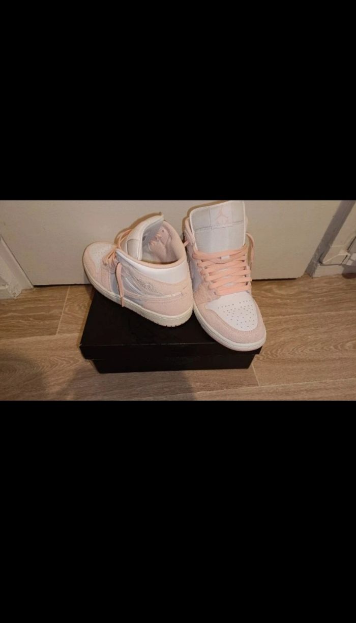 Nike Jordan 1 Mid Se Rose - photo numéro 2