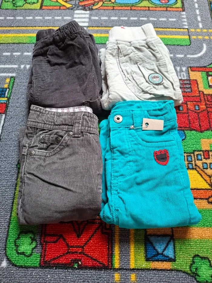 Lot de 4 pantalons velours