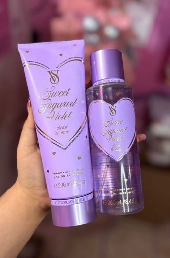 Brume corporelle parfumée Victoria's Secret neuve. ❤️ Valentine's Day Collection 
🔹️Sweet Sugared Violet🔹️