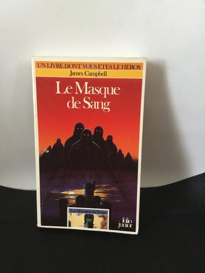 Livre dont vous êtes le héros Le Masque de Sang LDVELH - photo numéro 1