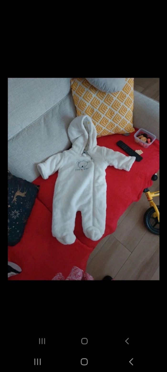 Conbinaison 6mois
