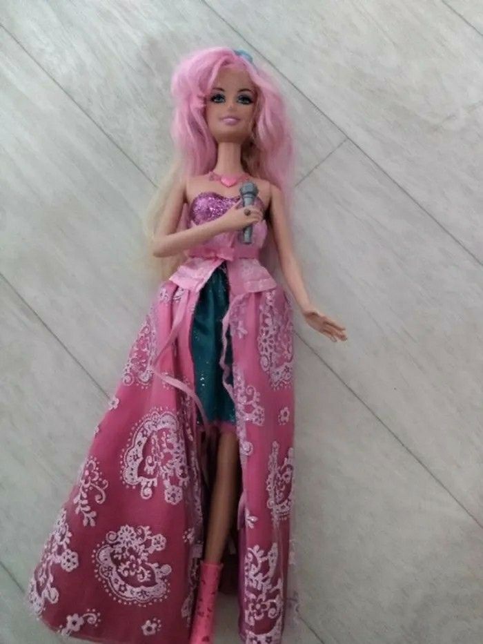 Barbie chanteuse
