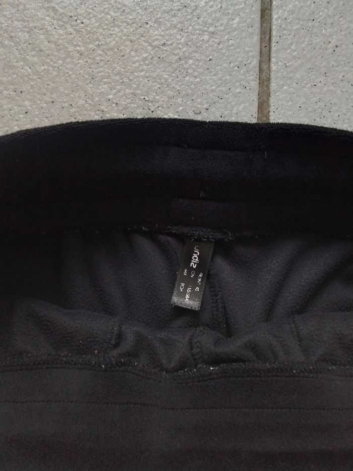 Bas de pyjama doux noir. - photo numéro 2