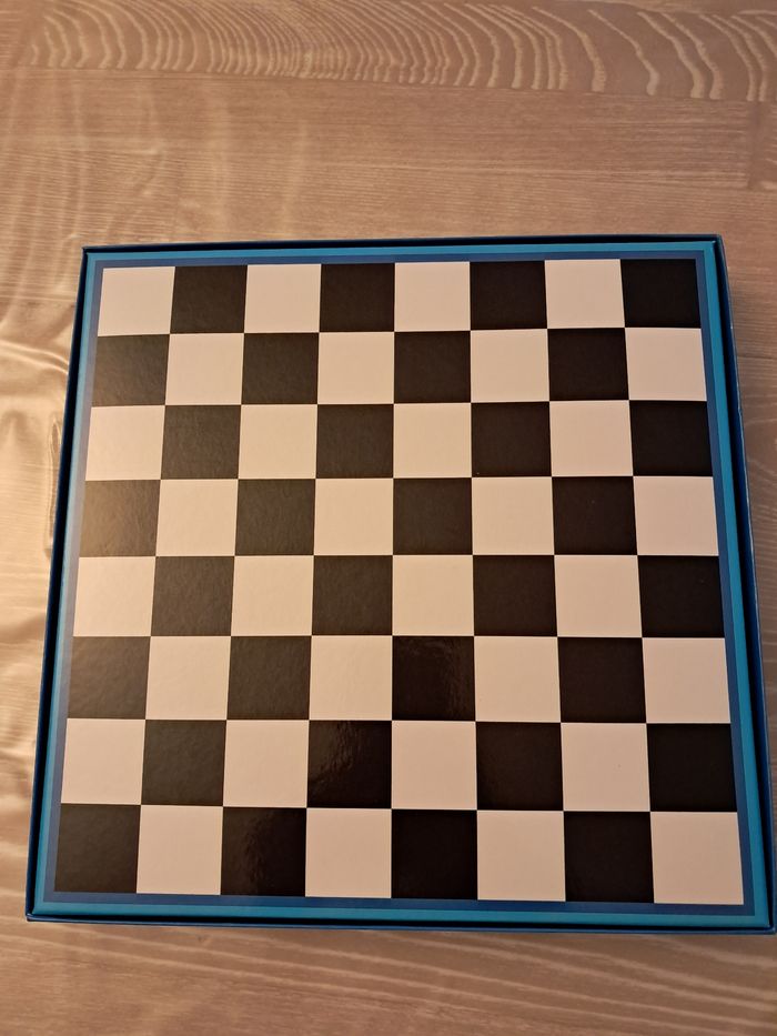 Boîte multi jeux les schtroumpfs - photo numéro 2