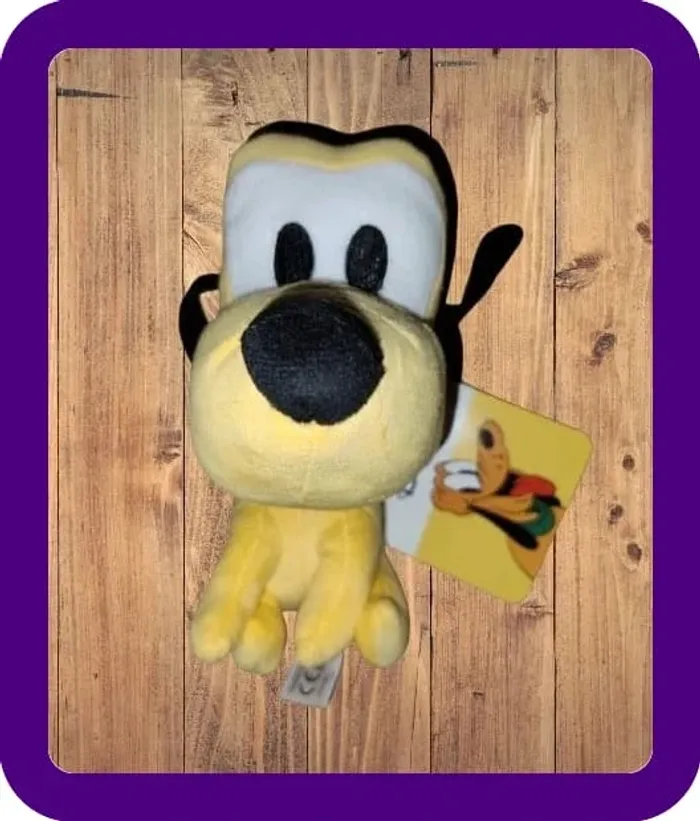 Peluche Pluto Disney environ 16 cm