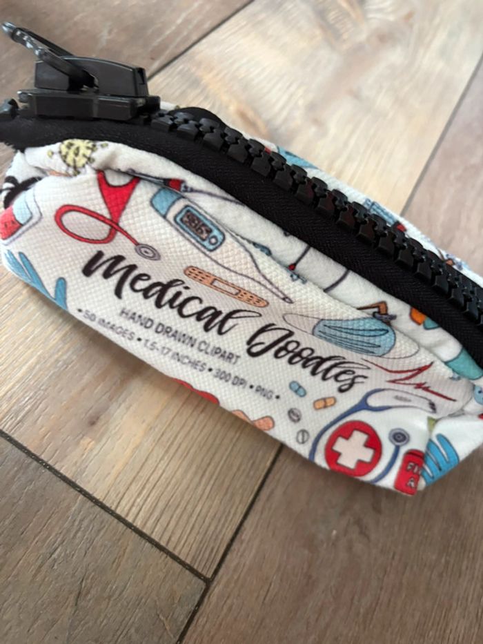 Trousse infirmière médecin aide soignant interne