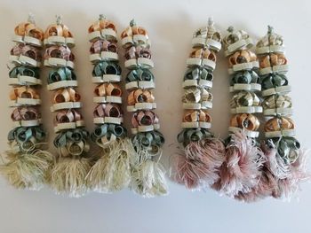 Lot de 7 pompons long orange vert rose pour loisirs créatifs