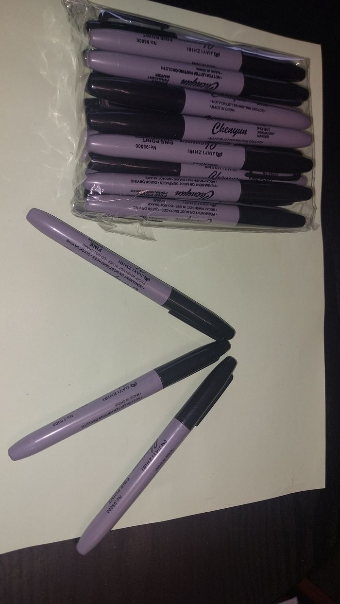 20 stylos feutres noirs NEUFS PRIX CHOC ! - photo numéro 1