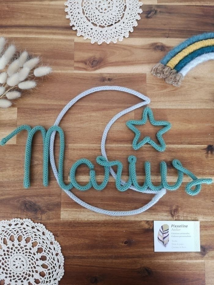 Prénom Lune tricotin déco murale chambre personnalisée