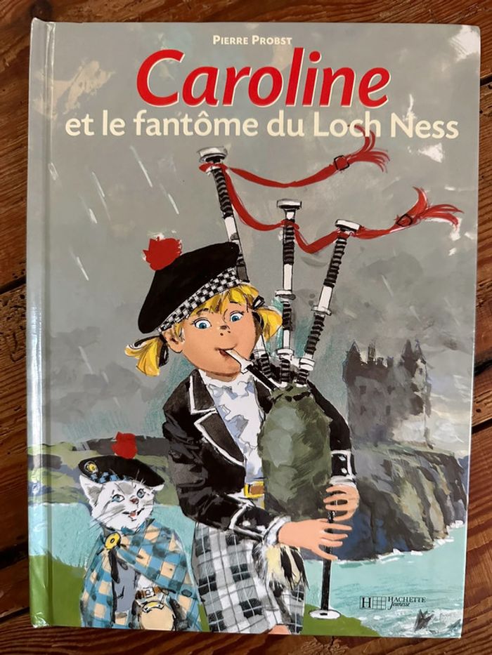 Livre vintage Pierre Probst Caroline et le fantôme du loch Ness Ecosse