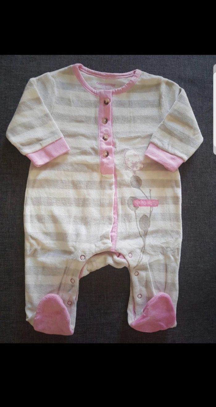 Grenouillère velours bébé fille 1 mois