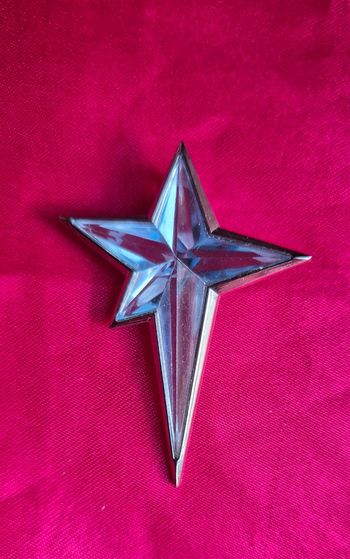 Broche pendentif Thierry Mugler Angel neuf
