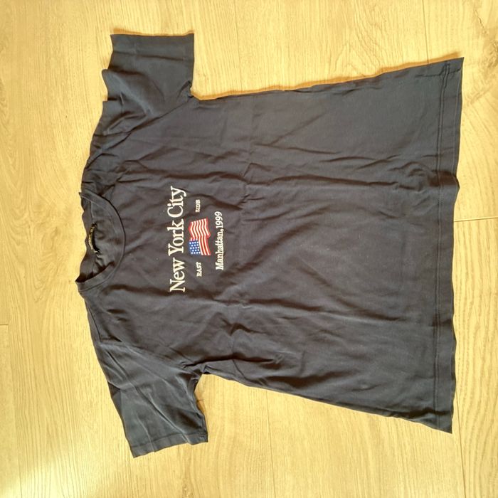 T shirt bleu marine - photo numéro 2