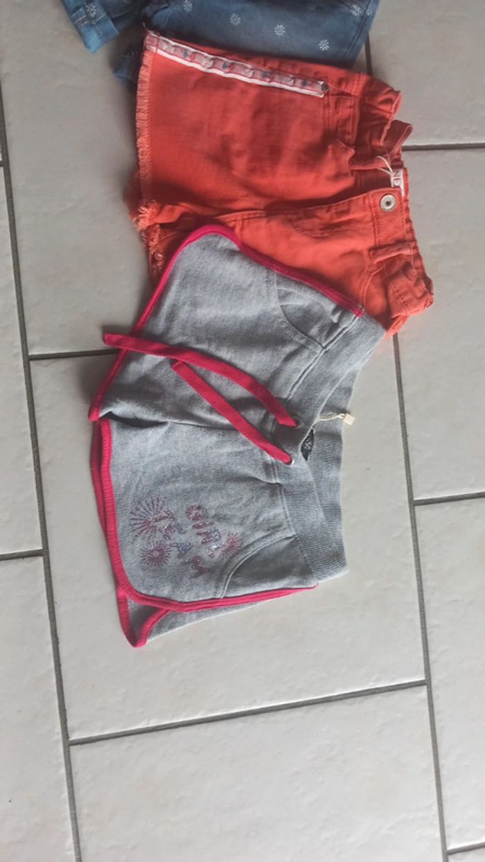 Lot de 5 shirts fille tbe 6 ans - photo numéro 2