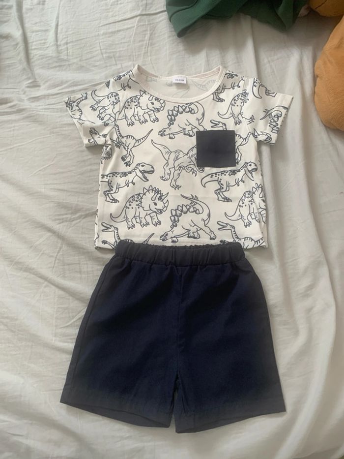 Ensemble dino 🦖