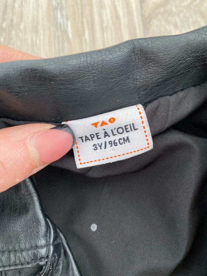 Perfecto noir 3 ans TAO - photo numéro 2