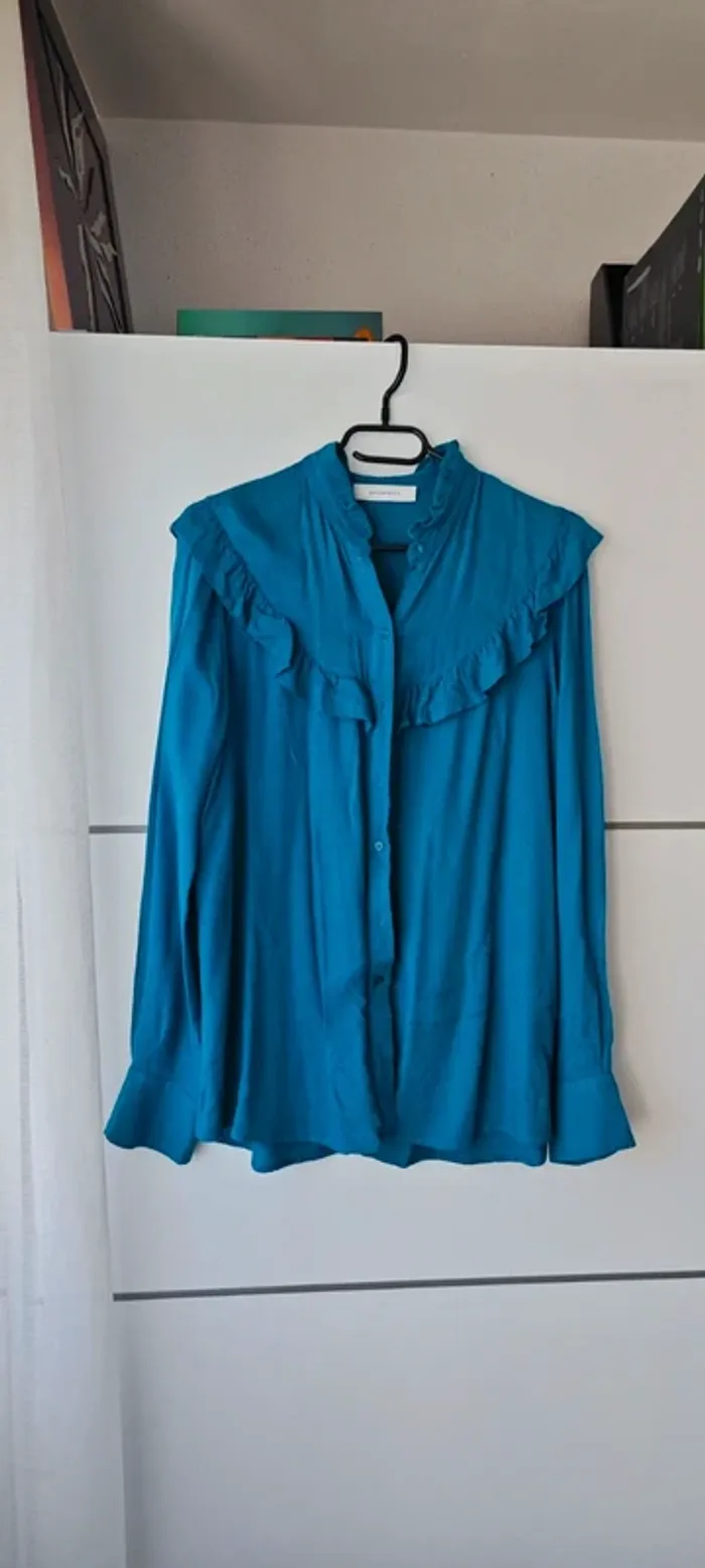 Chemise