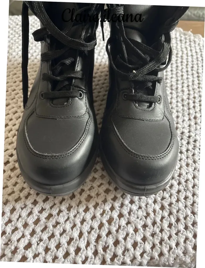 🛑 sneakers / chaussure de sécurité 🛑 T39 - photo numéro 2