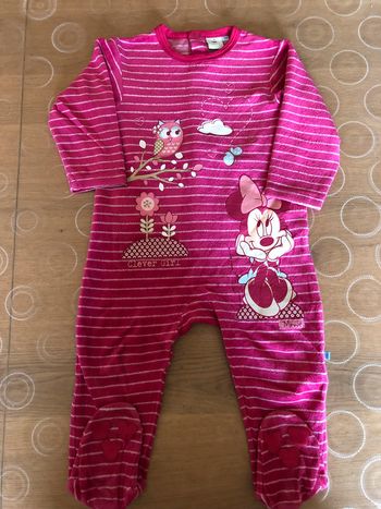Pyjama 1 pièce bébé fille. Minnie. 18 mois