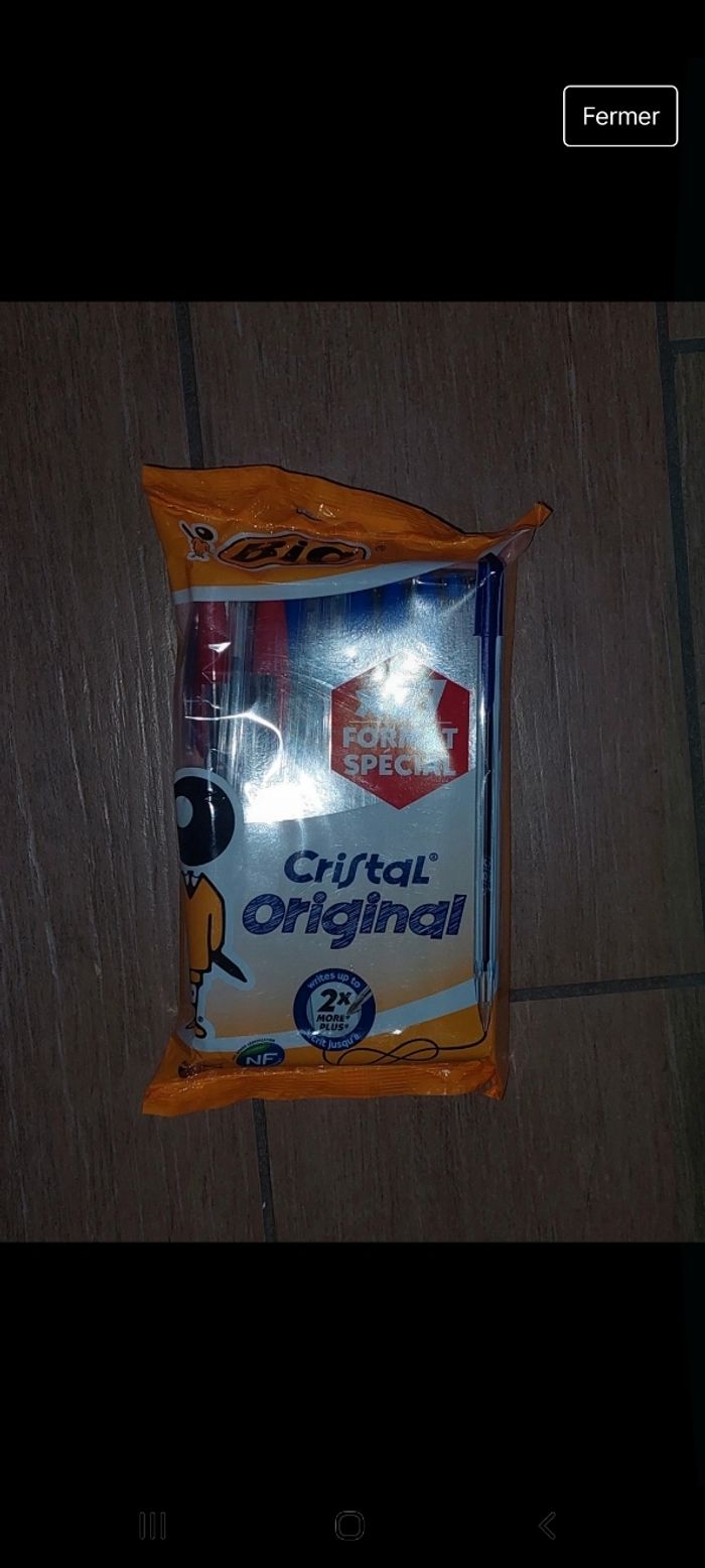 Lot stylos Bic cristal