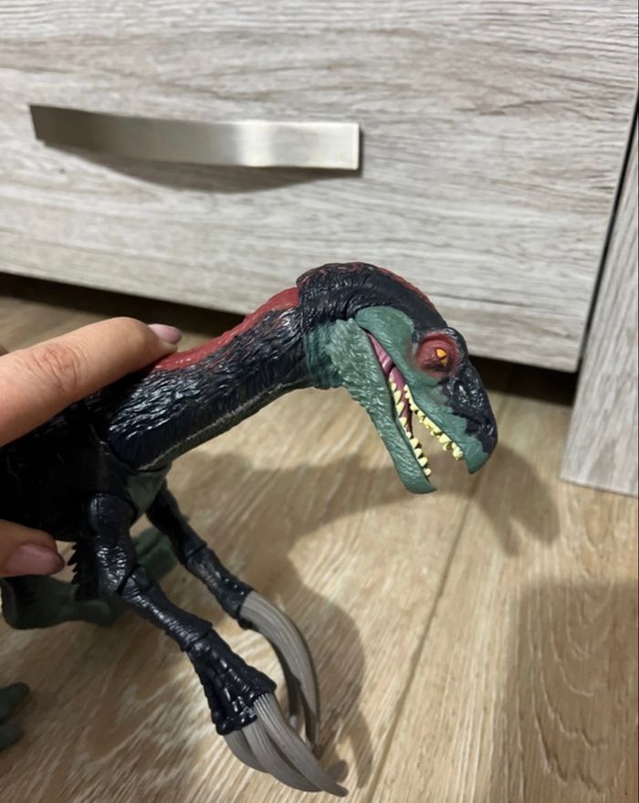 Therizinosaurus jurassic world - photo numéro 3