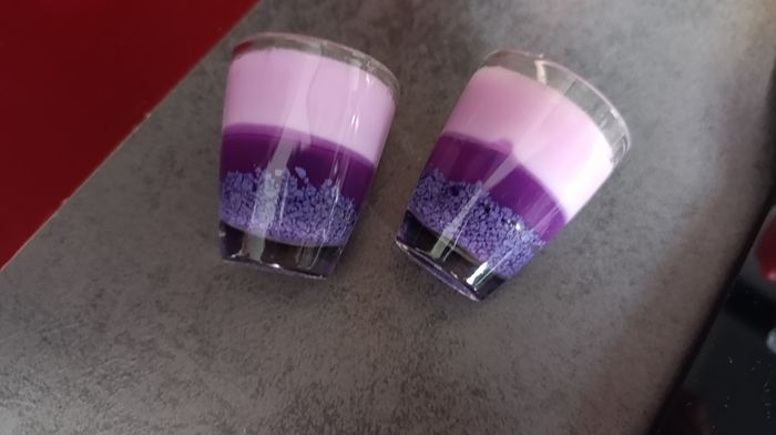 Lot de deux bougies violettes - photo numéro 4