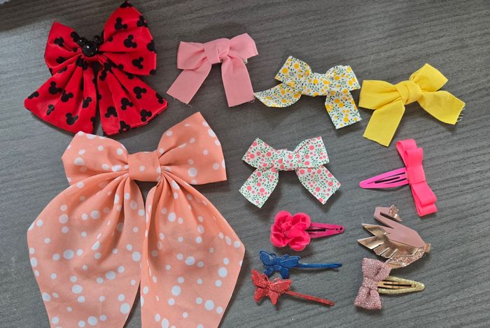 Lot d'accessoires pour cheveux - photo numéro 2