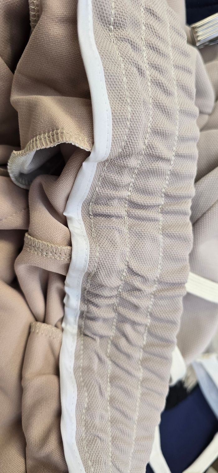 Pantalon beige - photo numéro 10