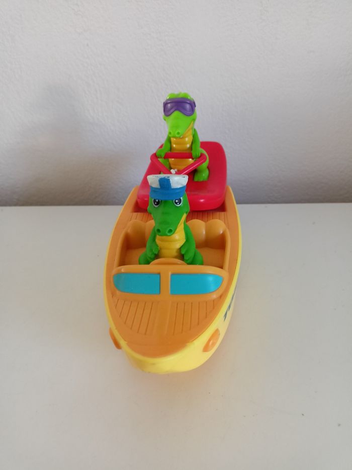 Crocodile en ski nautique jouet de bain tomy - photo numéro 2