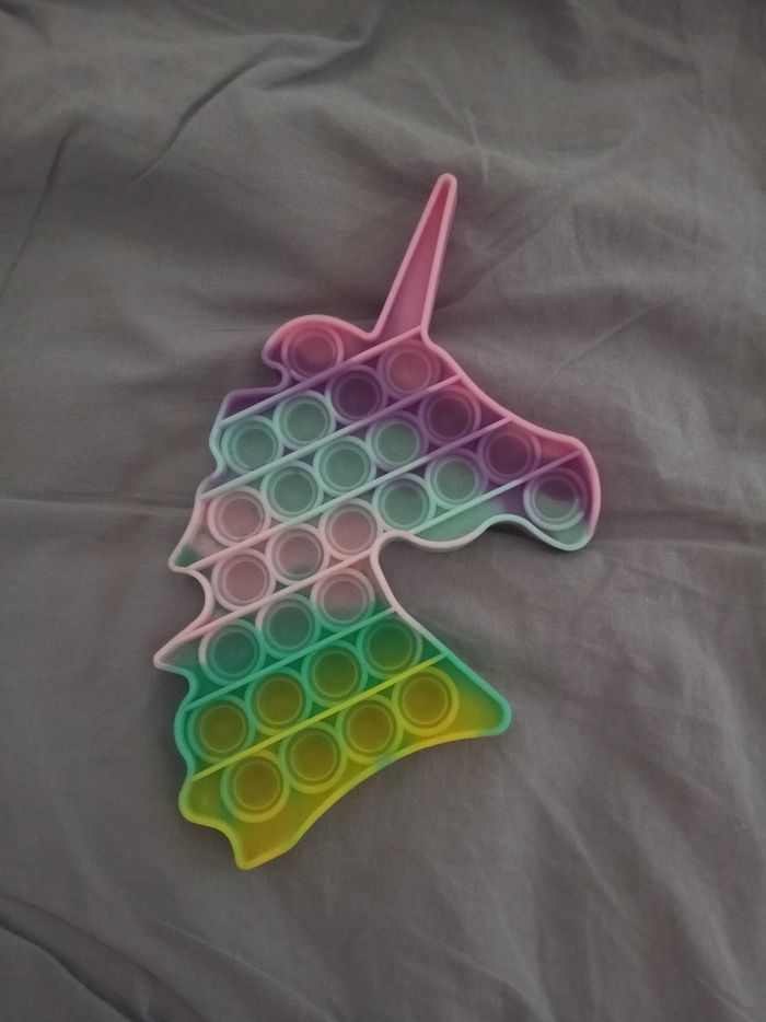 Pop it "Licorne" - photo numéro 2